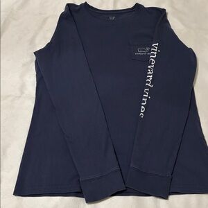 Woman's Vineyard Vines T-shirt